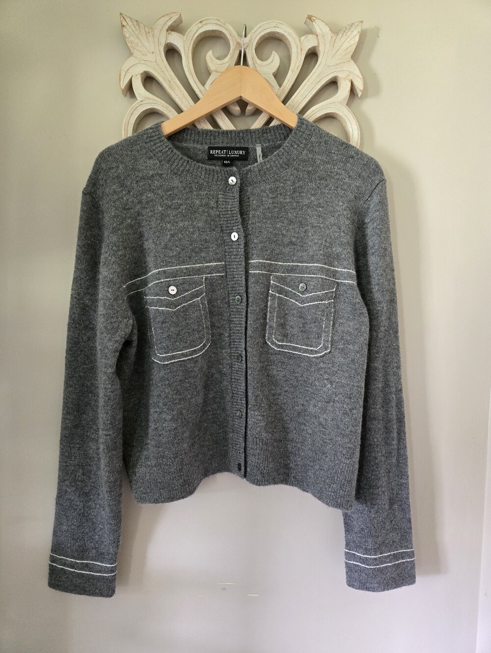 Repeat Luxury White Stitched Grey Cashmere/Wool Cardigan Size Large